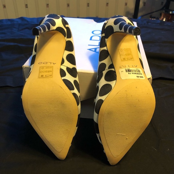 Polka Dot Pumps - Picture 6 of 7
